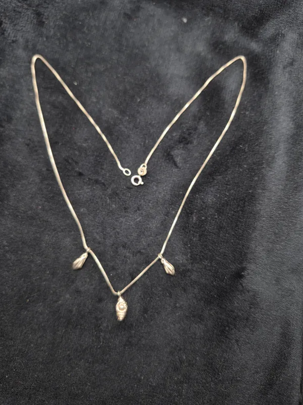 Silver_925_Silver_Leaf_Charm_Necklace_For_Women