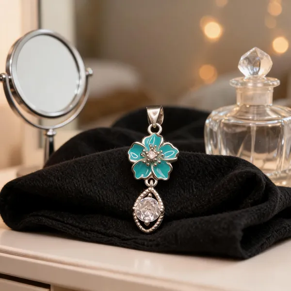 Silver_Blue_925_Silver_Turquoise_Floral_Pendant_For_Women