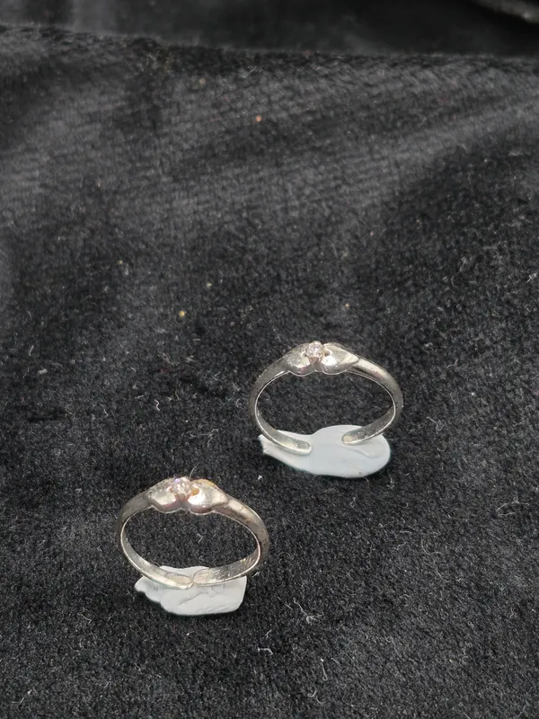 Silver_925_Sterling_Adjustable_Stone_Toe_Ring_For_Women