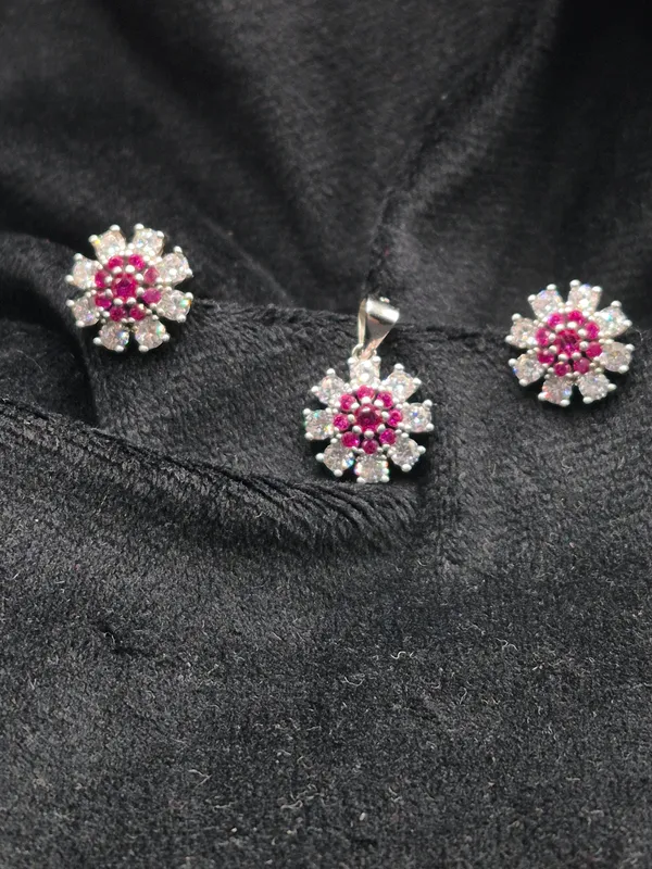 Pink_925_Silver_Stone_Floral_Pendant_For_Women