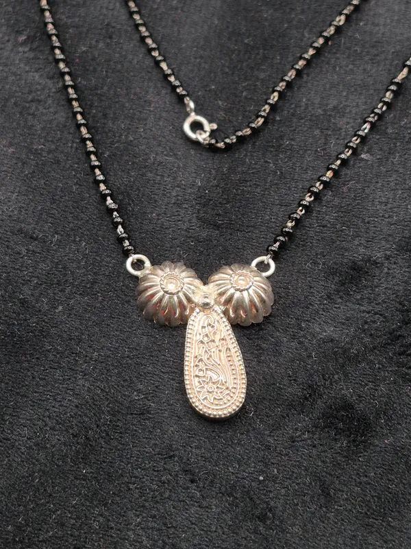 Gold_925_Sterling_Silver_Black_Beaded_Mangalsutra_Necklace_For_Women