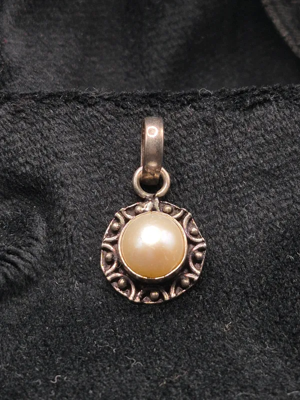 Gold_925_Silver_Oxidized_Pearl_Pendant_&_Earrings_Set_For_Women