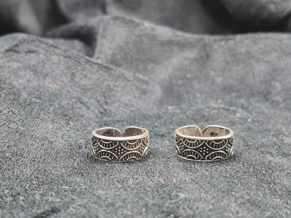 Silver_925_Silver_Adjustable_Toe_Ring_Pair_For_Women