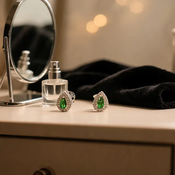 Green_925_Silver_Teardrop_Stud_Earrings_For_Women