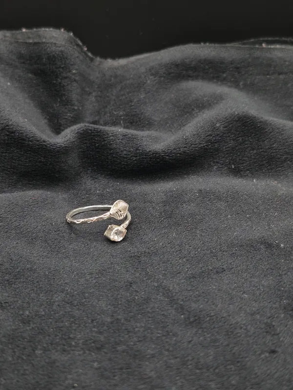 Silver_925_Sterling_Leaf_Charm_Open_Ring_For_Women