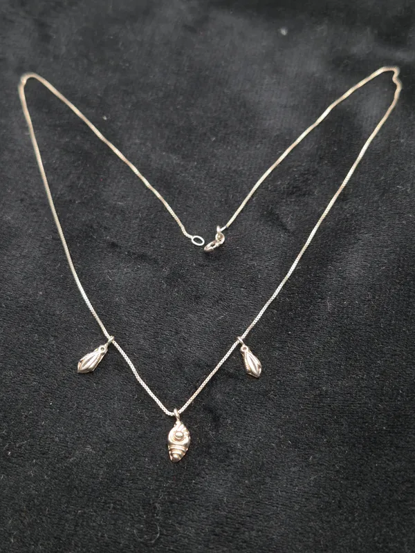 Silver_925_Silver_Leaf_Charm_Necklace_For_Women