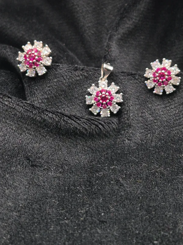 Pink_925_Silver_Stone_Floral_Pendant_For_Women