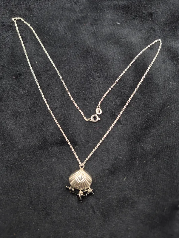 Silver_925_Sterling_Traditional_Pendant_Necklace_For_Women