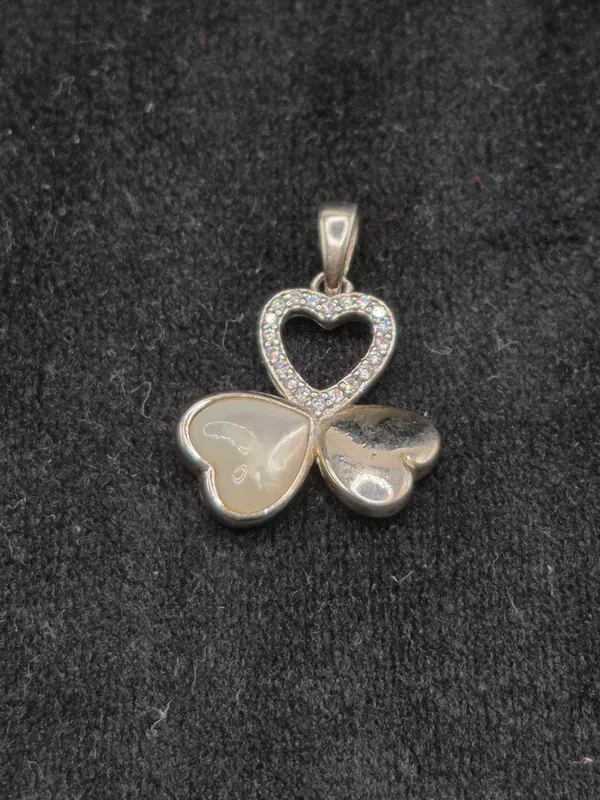Silver_925_Sterling_Heart_Clover_Pendant_For_Women