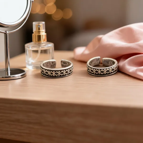 Silver_925_Silver_Patterned_Adjustable_Toe_Ring_For_Women