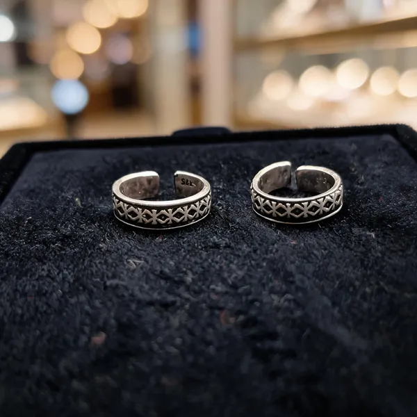 Silver_925_Silver_Patterned_Adjustable_Toe_Ring_For_Women