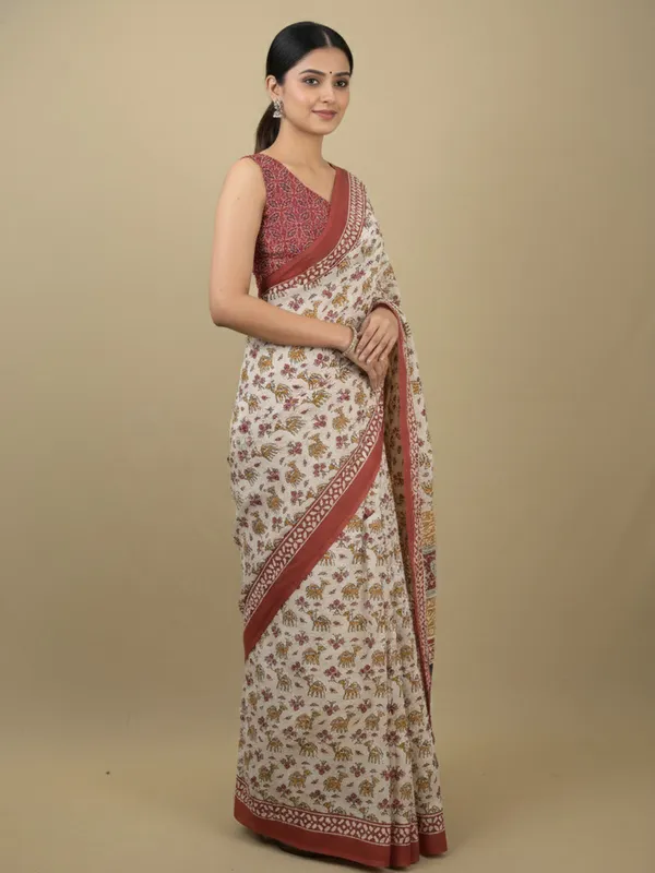 Off_White_Floral_Print_Saree_For_Women