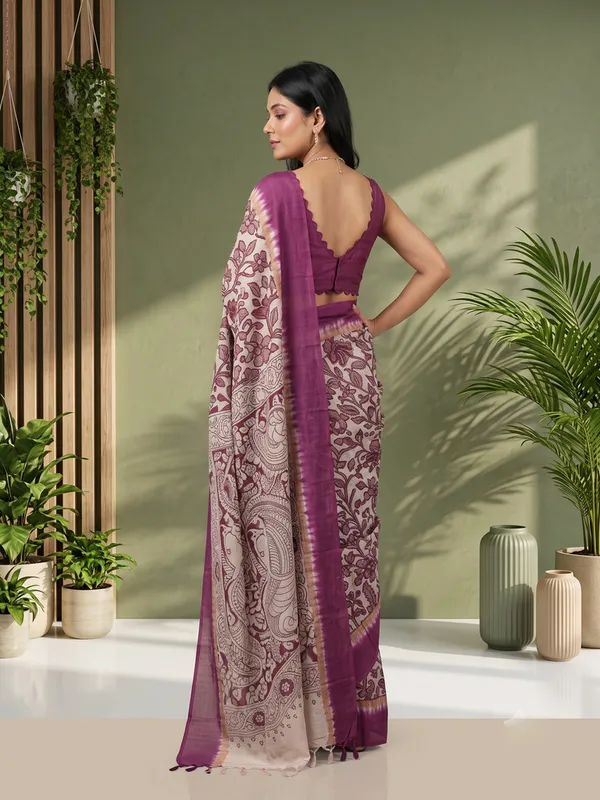 Cream_And_Pink_Cotton_Floral_Print_Saree_for_Women
