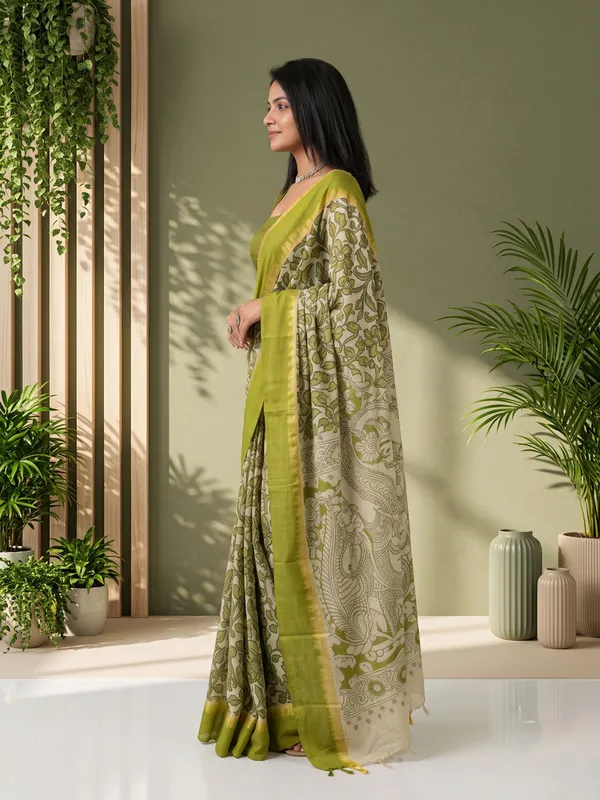 Green_Floral_Printed_Saree_for_Women