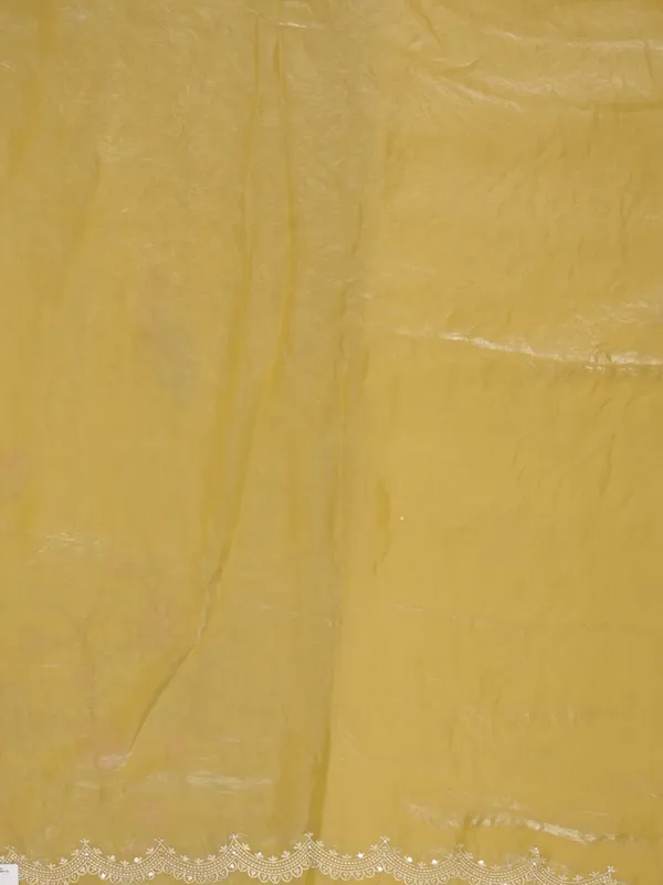 Yellow_Floral_Embroidered_Saree_For_Women
