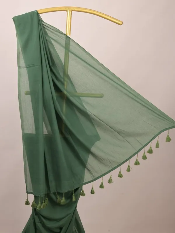Green_Sheer_Tassel_Saree_for_Women