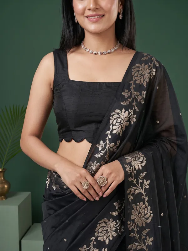 Black_Floral_Woven_Saree_for_Women