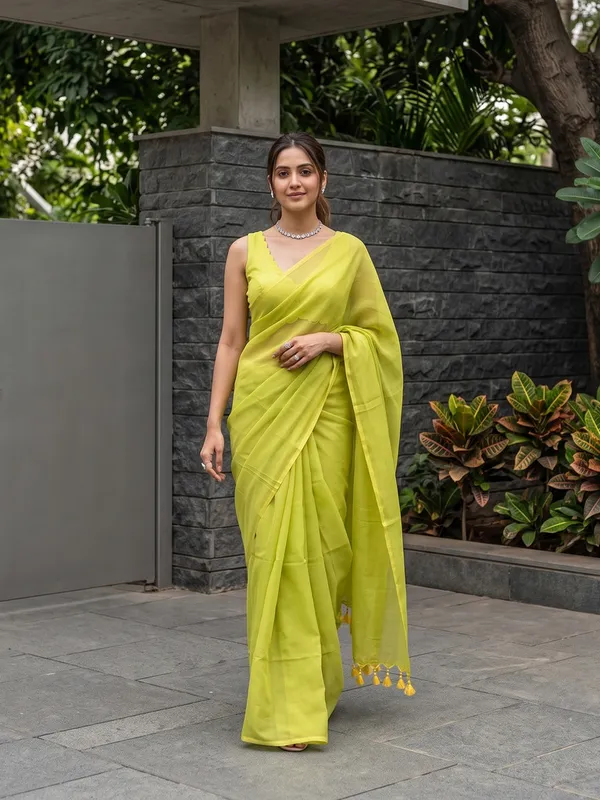 Lime_Green_Solid_Saree_For_Women