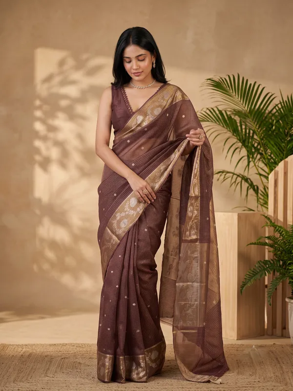 Brown_Woven_Ethnic_Saree_for_Women