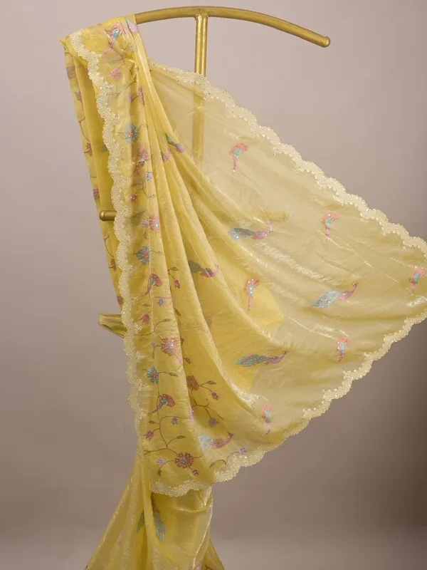 Yellow_Floral_Embroidered_Saree_For_Women