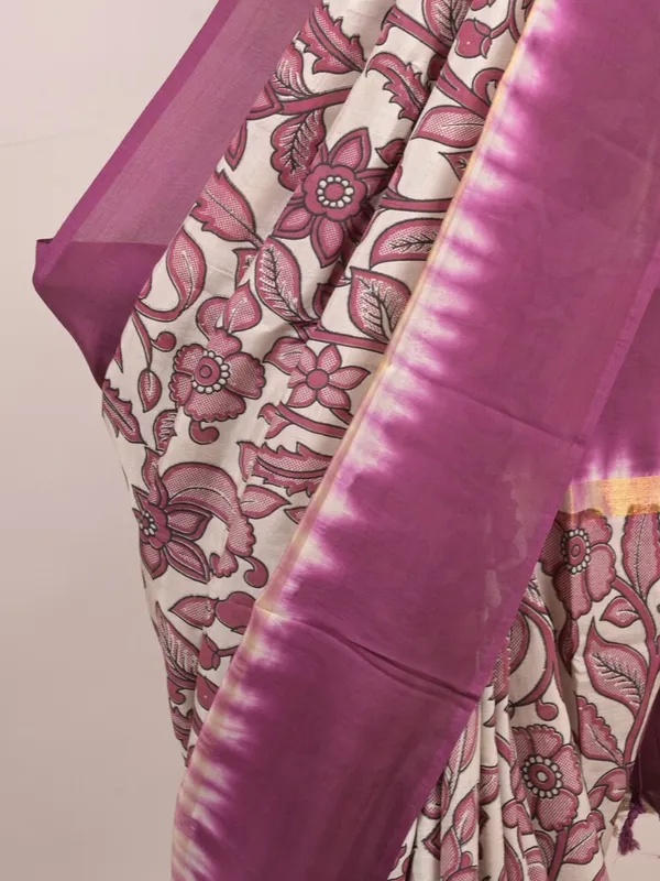 Cream_And_Pink_Cotton_Floral_Print_Saree_for_Women