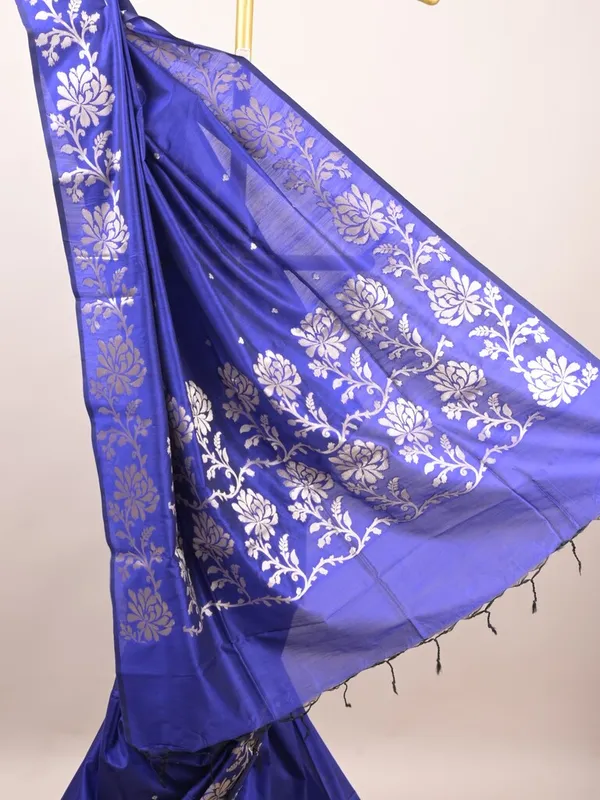 Blue_Woven_Floral_Zari_Saree_for_Women