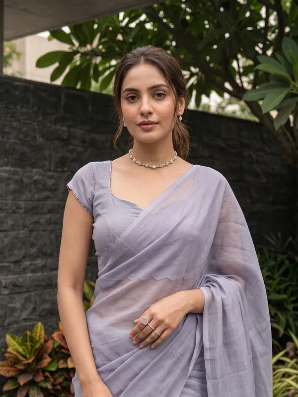 Lavender_Sheer_Plain_Saree_With_Tassel_Border_for_Women