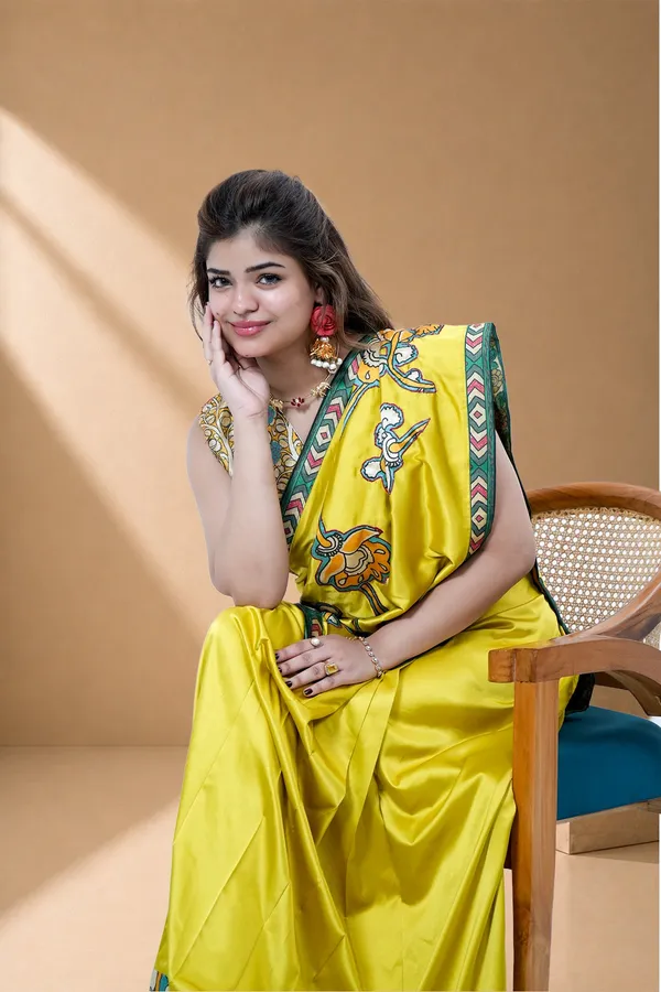 Sun_Kissed_Bloom_Pre_Stitched_Saree_Skirt_Blouse_Co_Ord