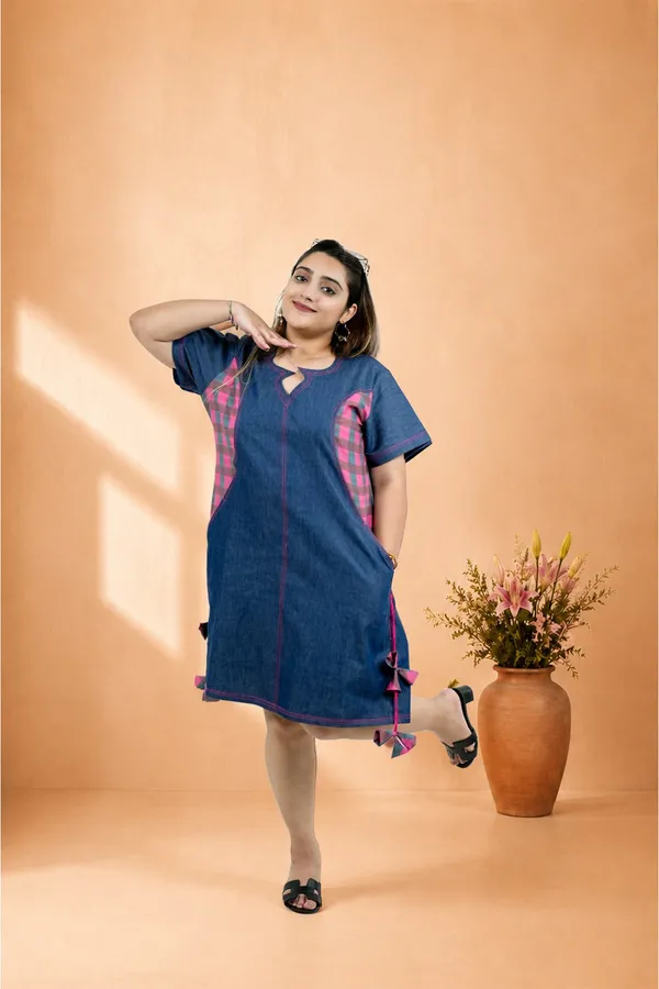 Navy_Blue_Shift_Dress_With_Pink_Checkered_Accents