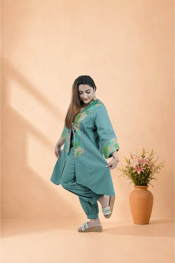 Teal_Embroidered_Cape_Set