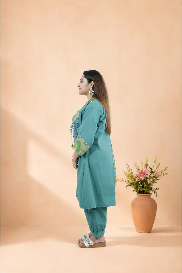 Teal_Embroidered_Cape_Set