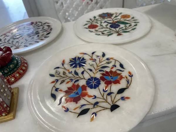 Marble_Floral_Inlay_Decorative_Plates_Set