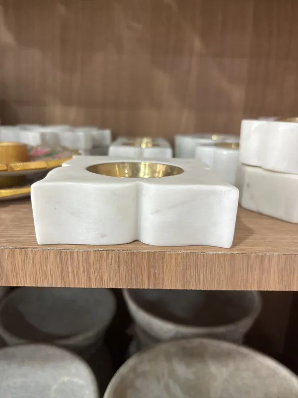 Marble_Pooja_Floral_Diya_Holder_With_Brass_Bowl