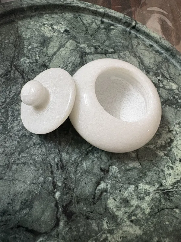 Marble_Round_Lidded_Storage_Container