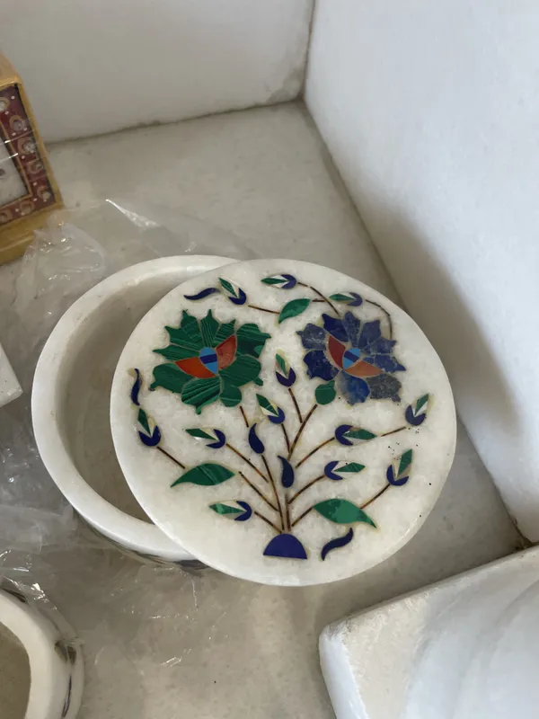 Marble_Decorative_Floral_Inlay_Storage_Box
