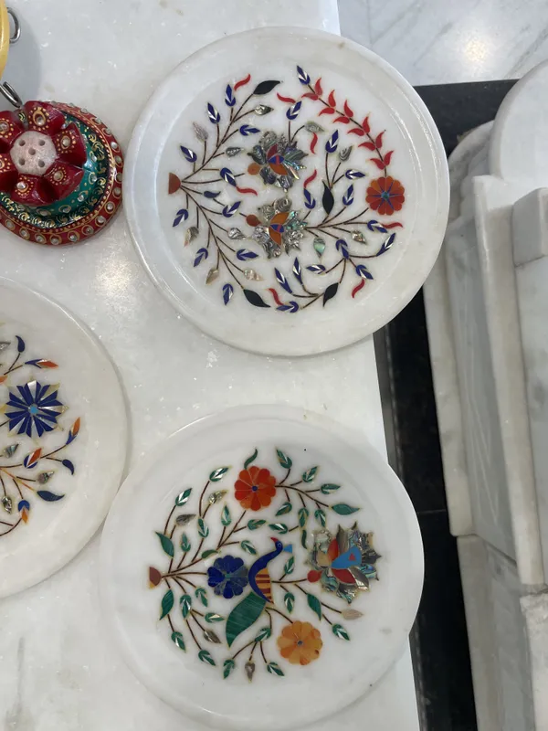 Marble_Floral_Inlay_Decorative_Plates_Set