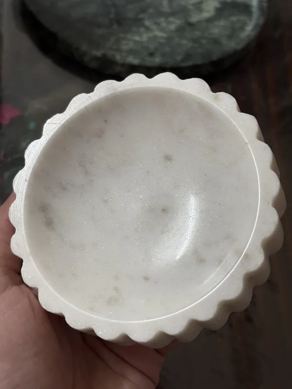 White_Scalloped_Floral_Trinket_Tray