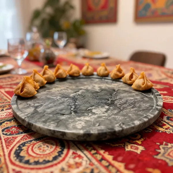 Stone_Natural_Veined_Round_Serving_Plate