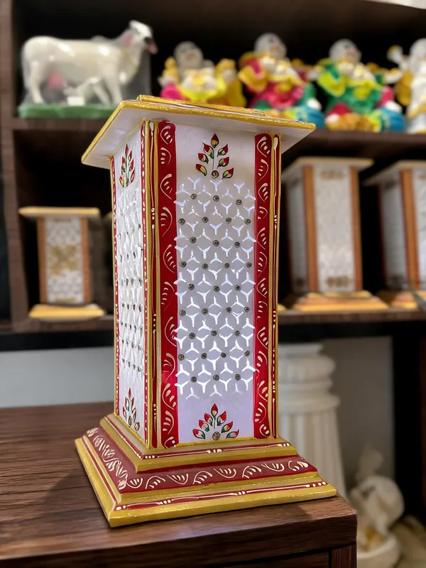 Marble_Floral_Lamp