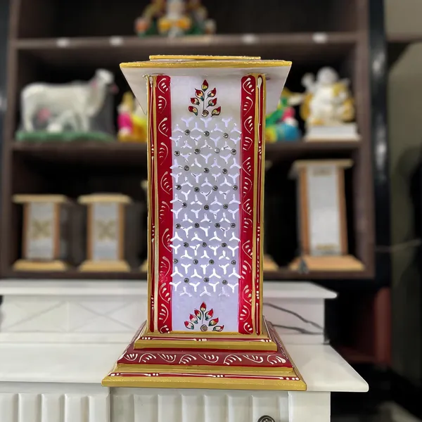 Marble_Floral_Lamp