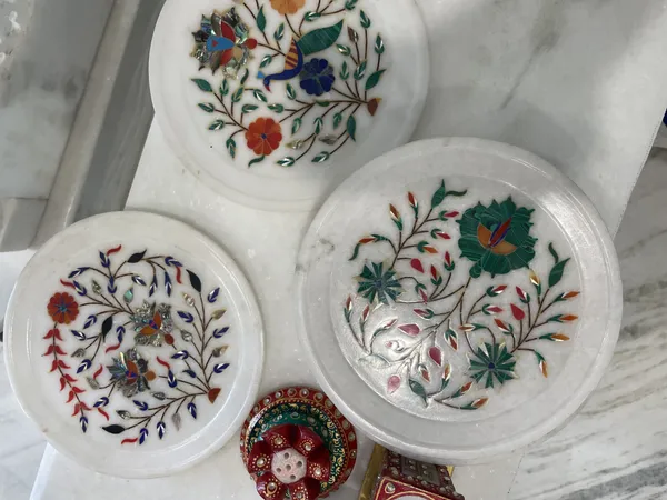 Marble_Floral_Inlay_Decorative_Plates_Set