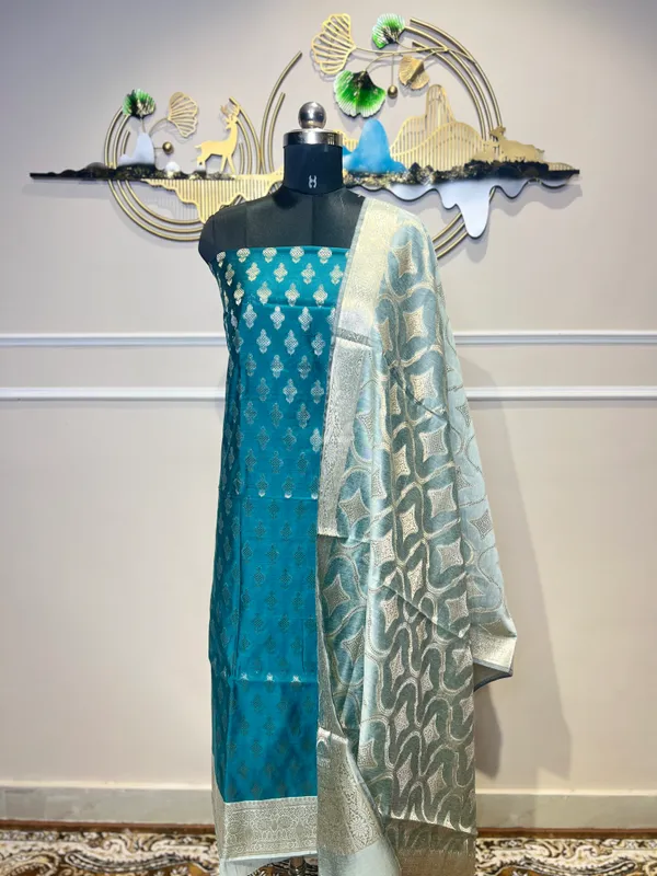 Teal_Ethnic_Suit_Set_With_Dupatta_For_Women