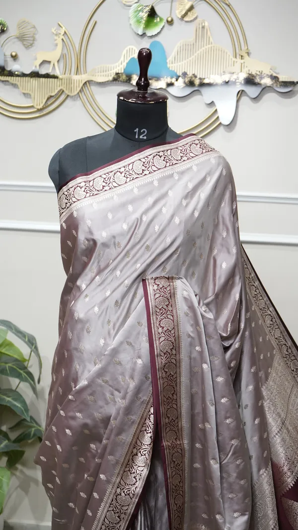 Banarasi_Mushroo_Silk_Contrast_Saree
