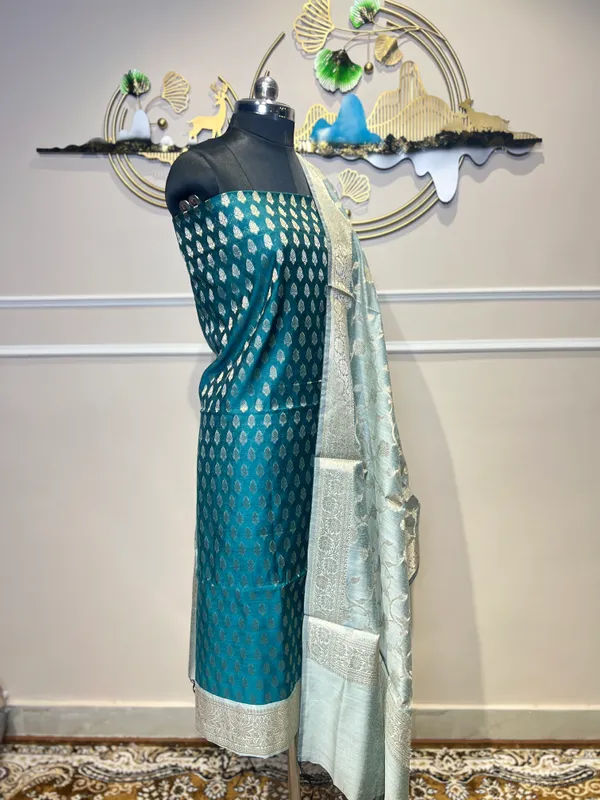 Blue_Floral_Woven_Suit_for_Women