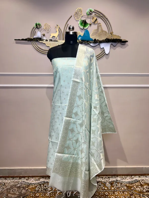 Mint_Woven_Suit_For_Women