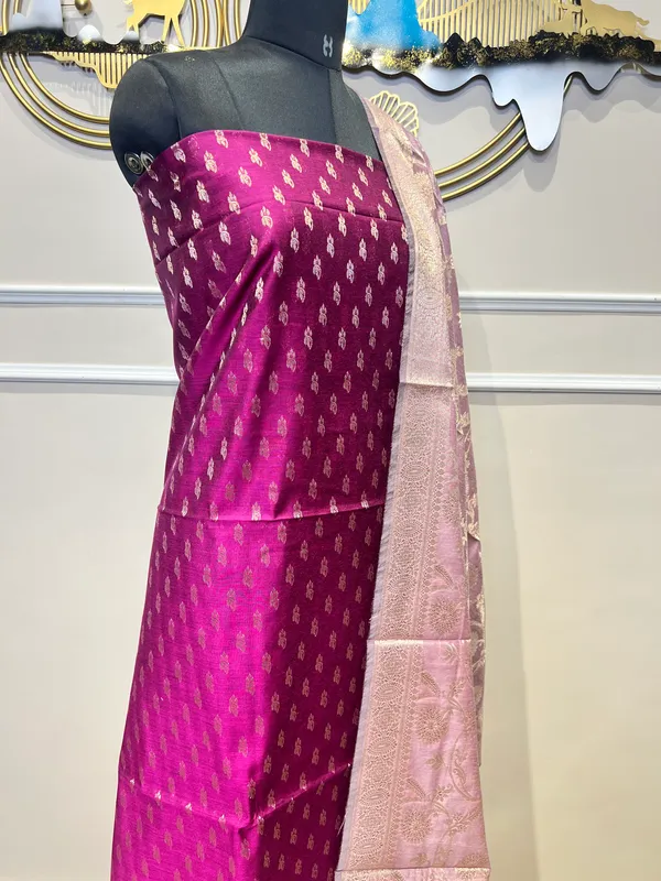 Lavender_Jacquard_Floral_Suit_for_Women