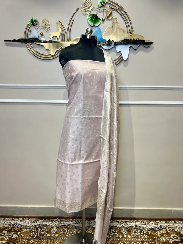 Off_White_Woven_Traditional_Suit_for_Women