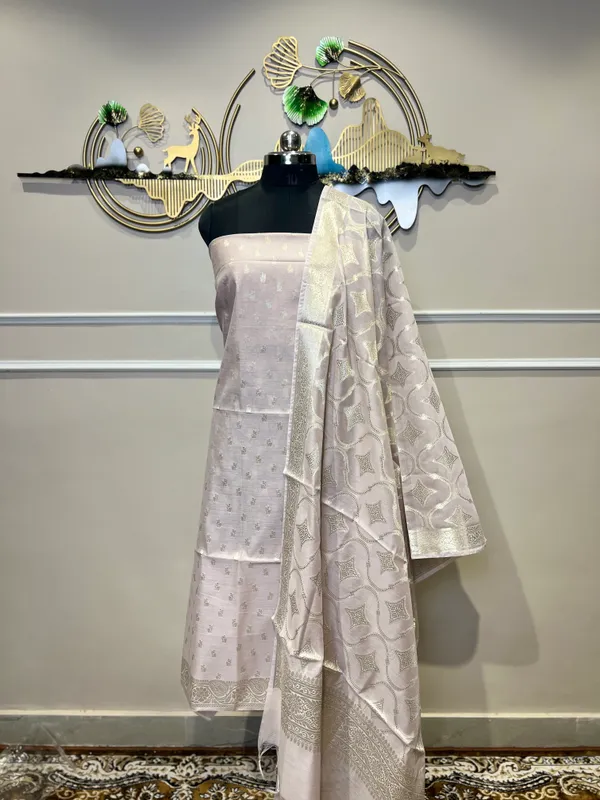 Off_White_Woven_Traditional_Suit_for_Women