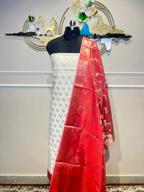 Red_Embroidered_Ethnic_Suit_Set_With_Dupatta_for_Women