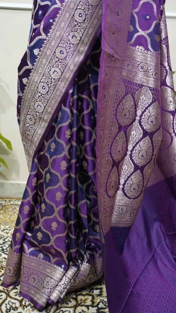 Banarasi_Mushroo_Silk_Rang_Kaat_Saree